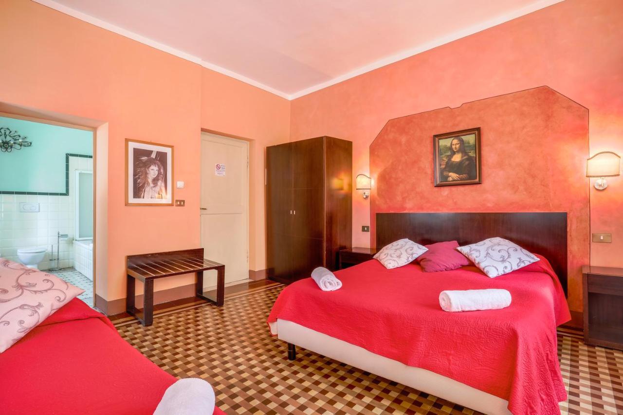 Antica Residenza Santa Chiara -City Center Λούκα Εξωτερικό φωτογραφία